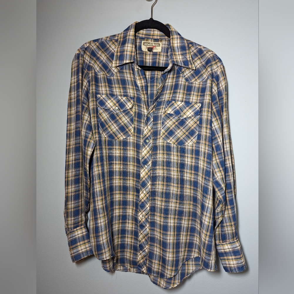 Authentic Western Long Sleeve Button Up Shirt, size medium